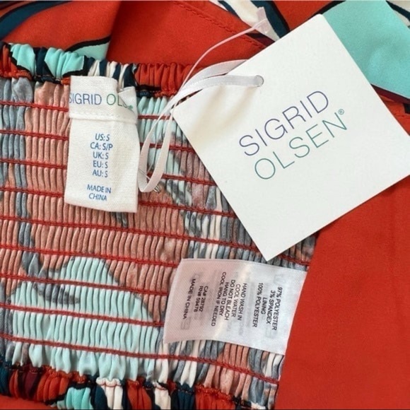 Sigrid Olsen Two Piece Set Halter Top and Skirt Orange Tropical Print Size
Small - Picture 12 of 12